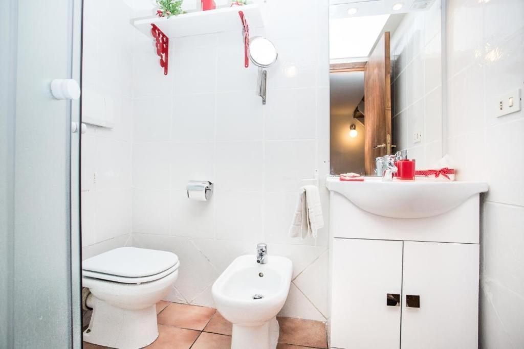 Moro Magenta 5 Casa E Appartamento Per Vacanze 로마 외부 사진